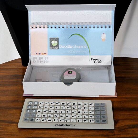 Cricut Doodlecharms Cricut Die Cut - Picture 6 of 9